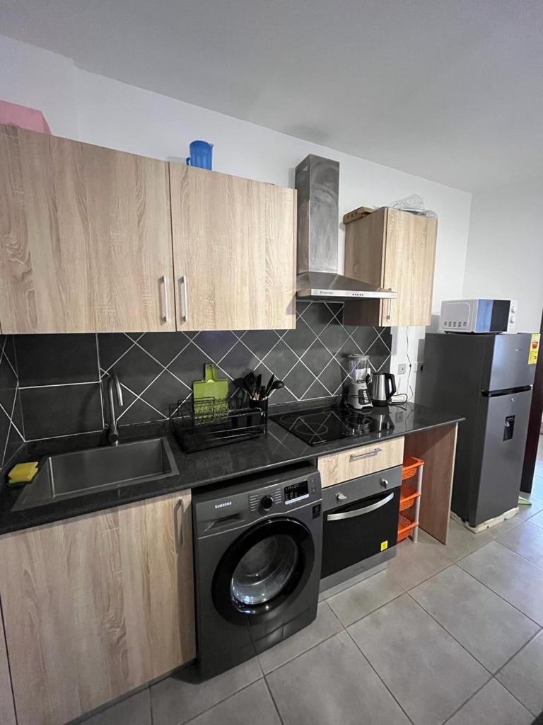 Lovely & Cozy 1 Bedroom Serviced Apartment Accra Exterior photo